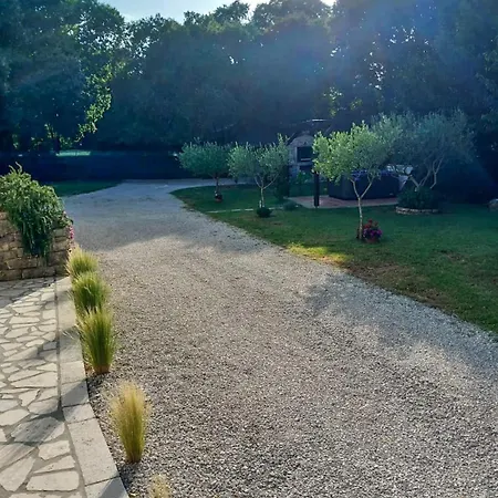 Apartman 1814 *