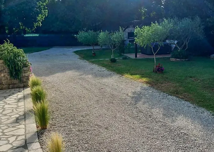 Apartman 1814 *
