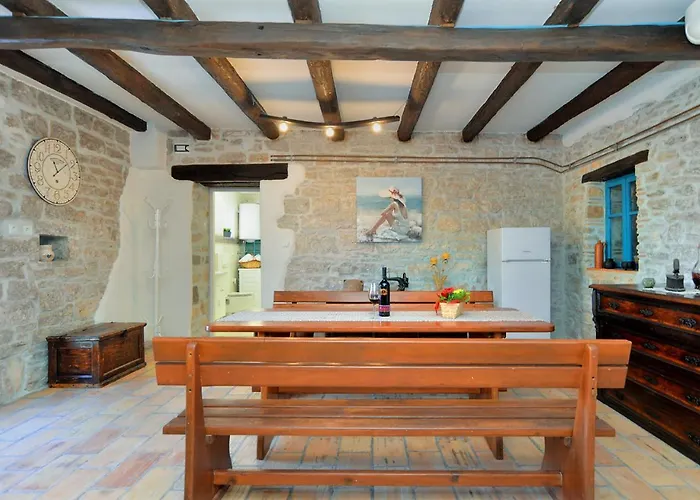 1814 Apartman